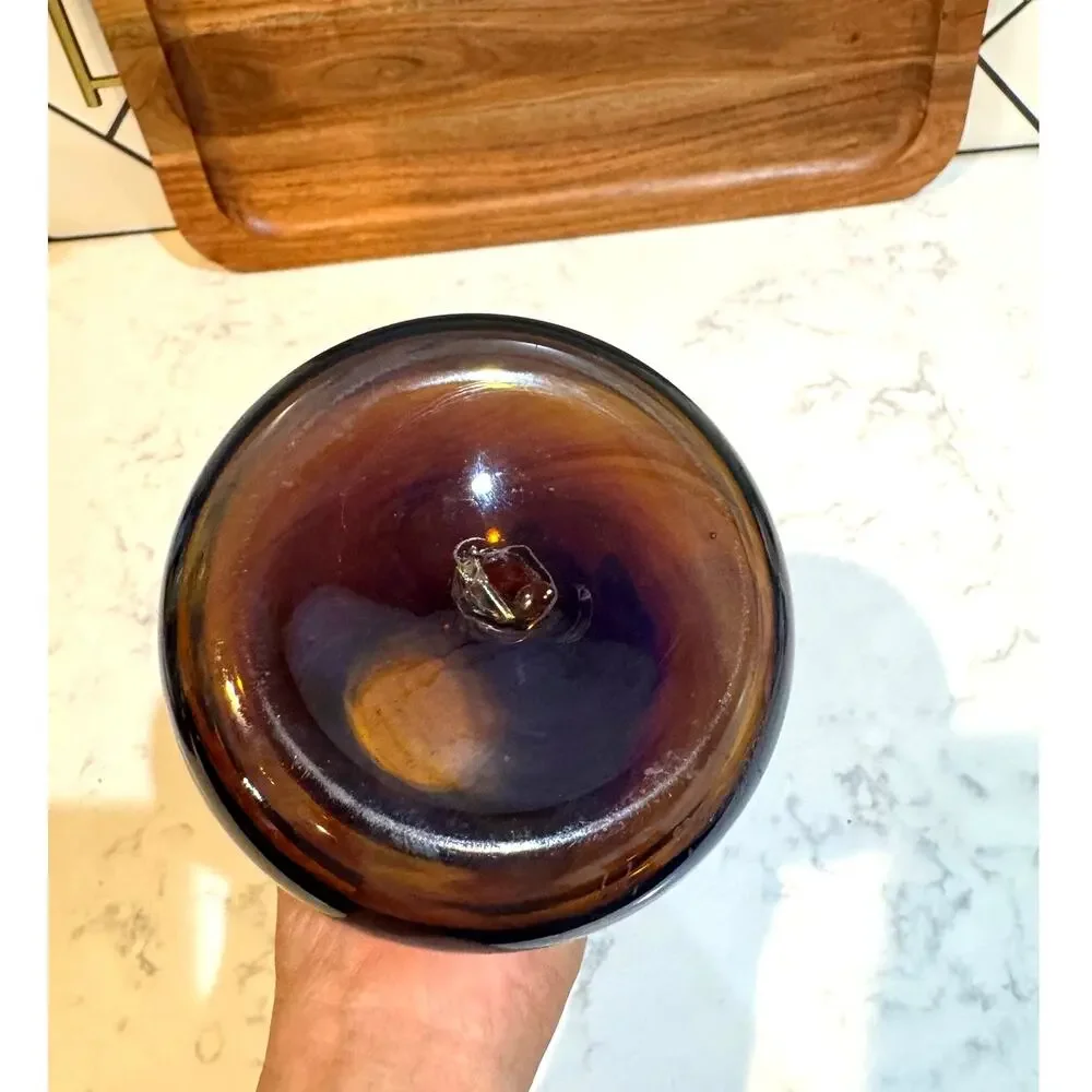 Vintage handblown glass vase signed Williams 77 teardrop" or "bud" vase - Picture 11 of 16